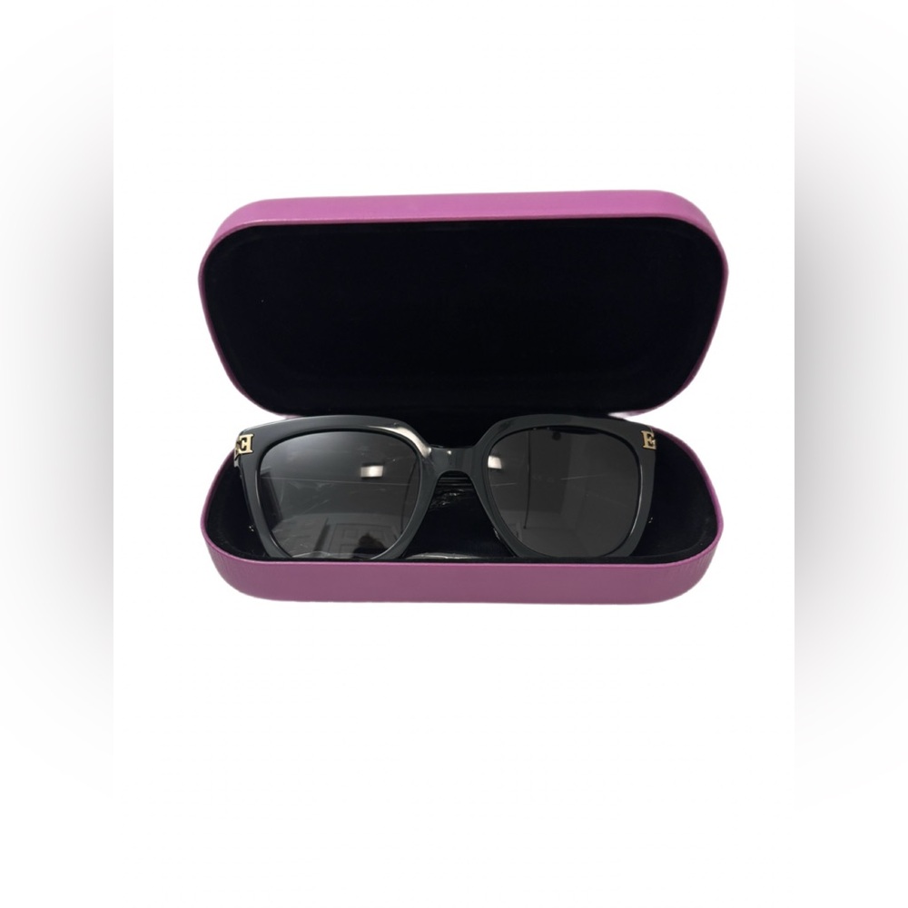 Escada Sunglasses Black New - Picture 2 of 3